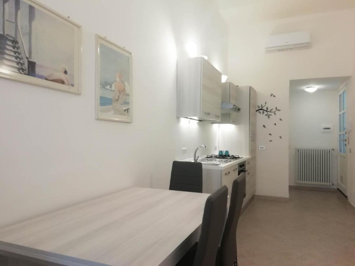 Mistrangelohome 5 - Appartamento In Pieno Centro Savona Zewnętrze zdjęcie