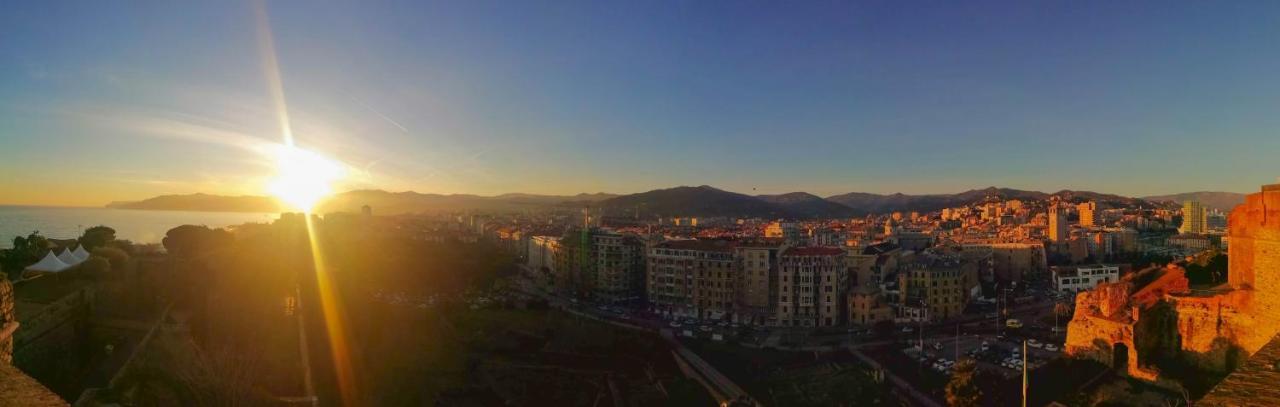 Mistrangelohome 5 - Appartamento In Pieno Centro Savona Zewnętrze zdjęcie